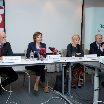 Mehr Informationen zum Thema: Eine gute Gesprächsqualität hat positive Effekte auf die Versorgung der PatientInnen