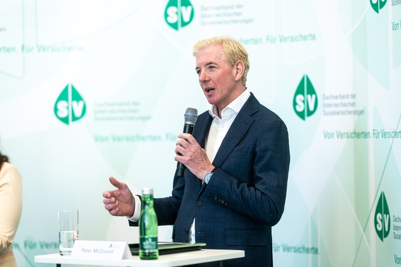 Peter McDonald, stellvertretender Vorsitzender der Konferenz der Sozialversicherungstr&auml;ger